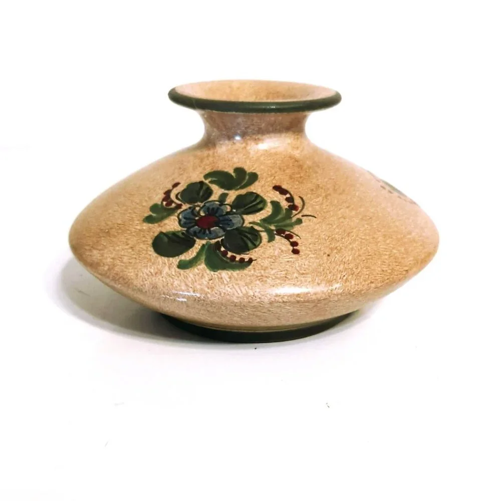 Biagioli Gubbio Vintage Italian Made Hand Painted Floral Pottery Vase